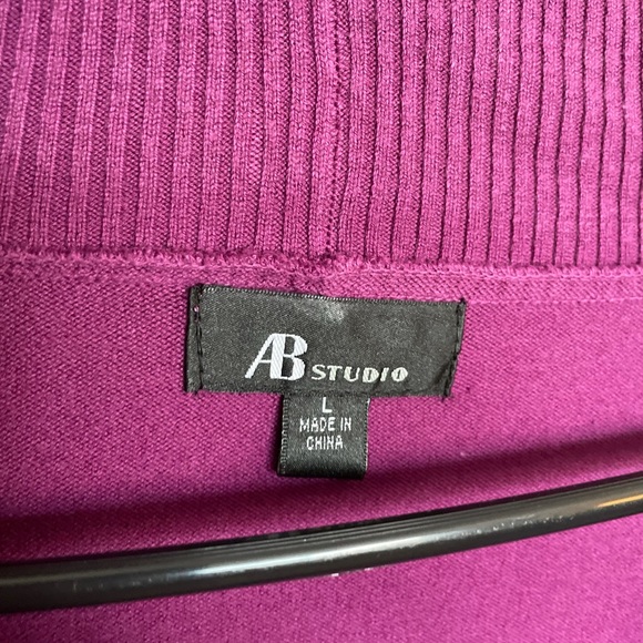 AB Studio V-Neck 3/4 Sweater - Size L - Picture 4 of 12